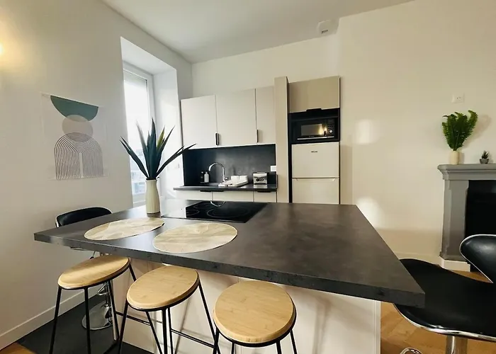 Casa Bressigny דירה אנז'ה